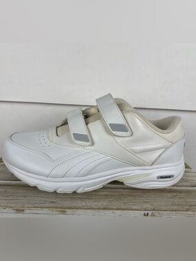Reebok Work N Cushion walking shoes convenient hook-and-loop strap wide 9WD